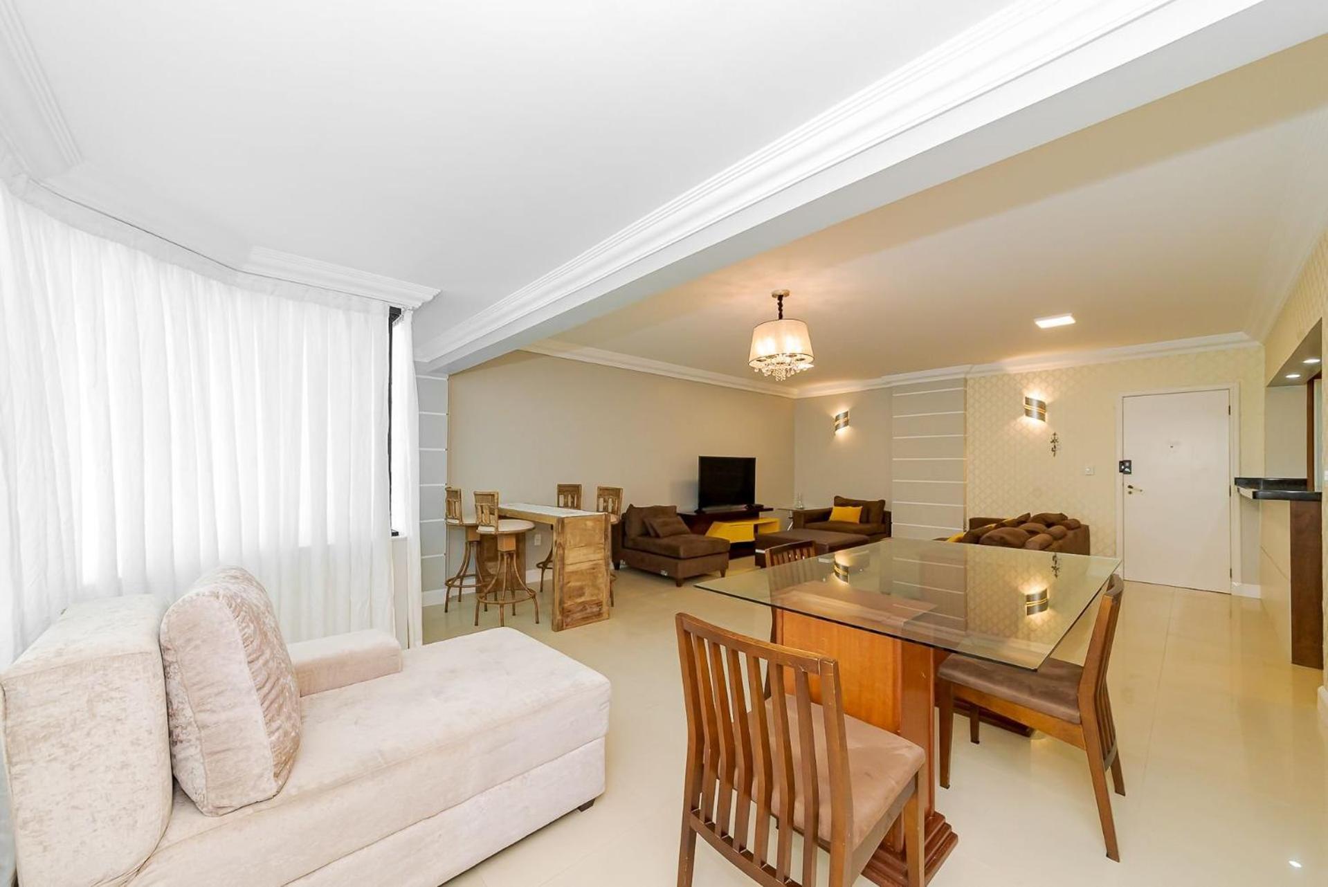 Apto Amplo 1Suite Mais 2Quartos - Quadra Mar 50M Da Praia - Somente Familiares Balneário Camboriú エクステリア 写真